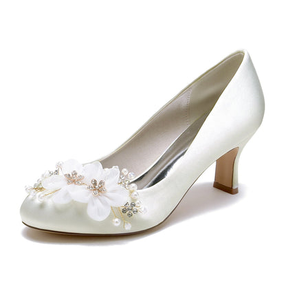 Damen Seidensatin mit Blume Geschlossene Zehe Spool Heel Brautschuhe