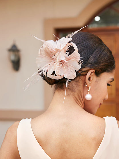 Klassische Tüll Fascinators mit Federn